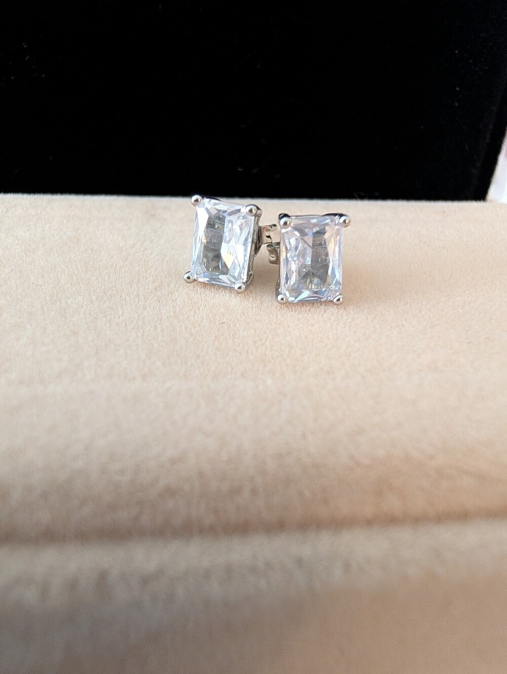 💎 Discount 💎 4 Carat Stud Earrings Moissanite - Diamond Stud Style - Picture 3 of 11
